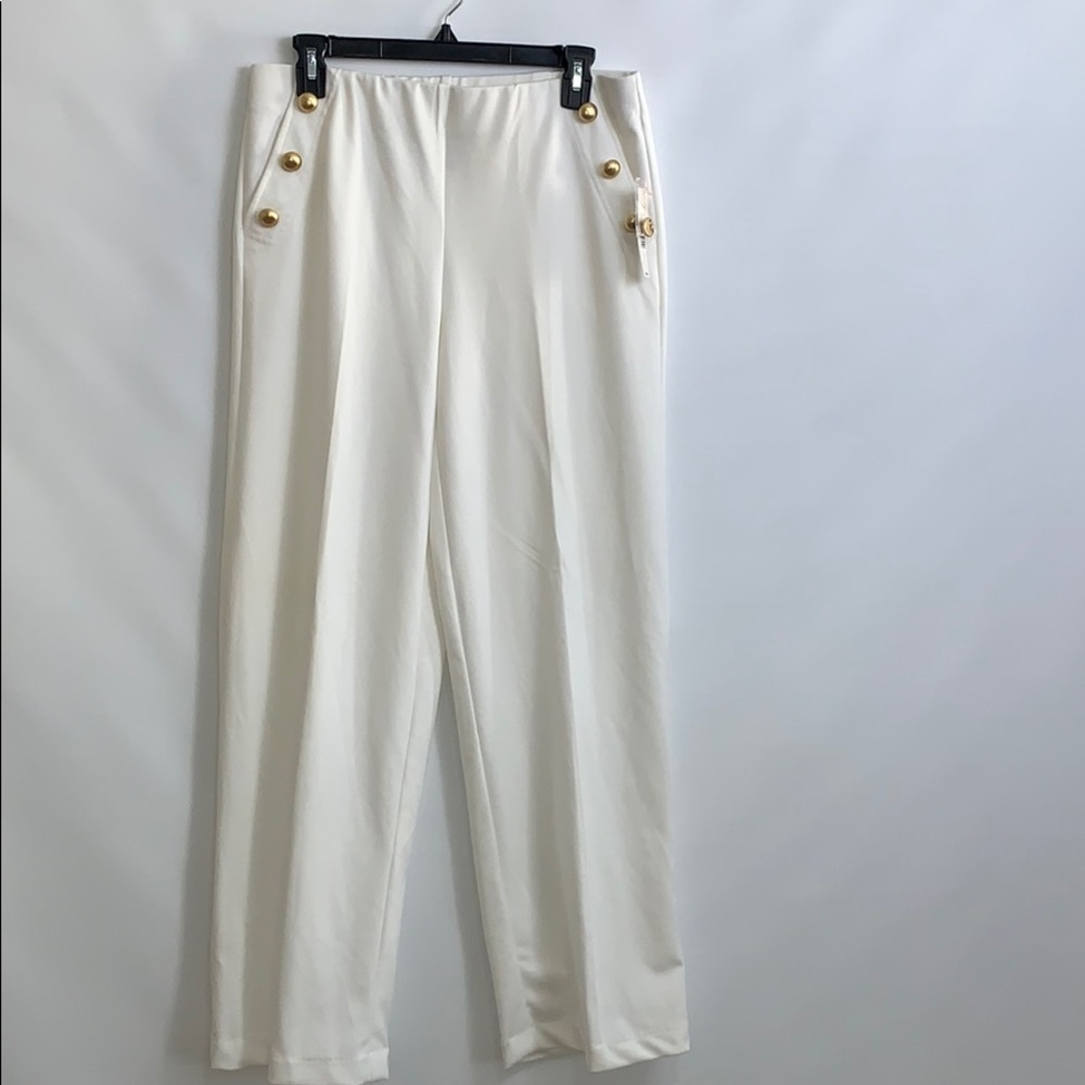 NWT. New directions snow pants size M